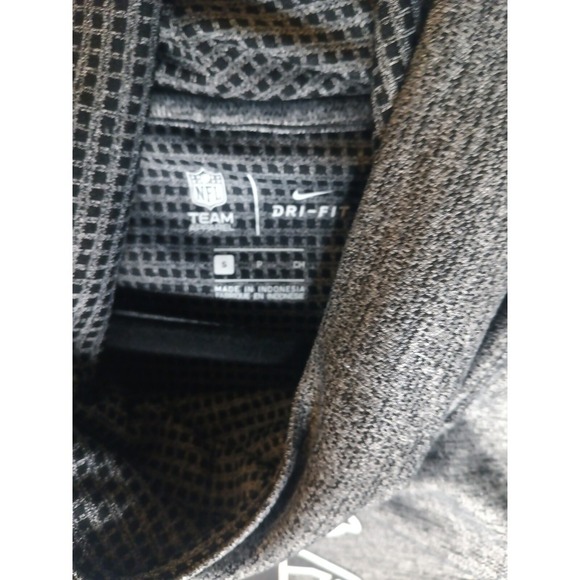 Atlanta Falcons Nike Womens Small Long Sleeve Tirtle Neck Funnel Sweatshirt - Picture 3 of 4